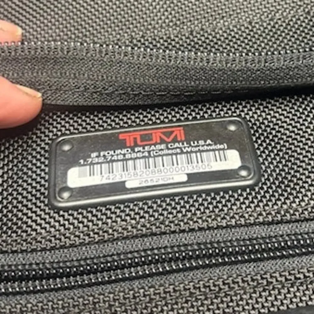 TUMI Alpha Expandable Laptop Briefcase Messenger Bag Black Ballistic Nylon